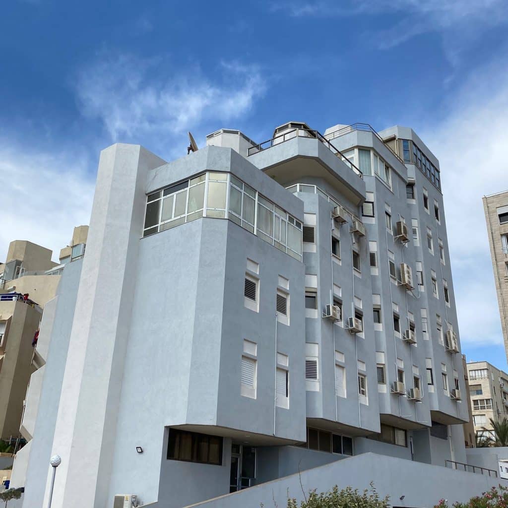 קבלן לבניית ממד 